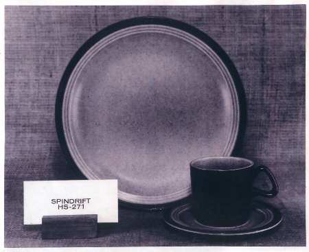 Spindrift by Homer Laughlin 