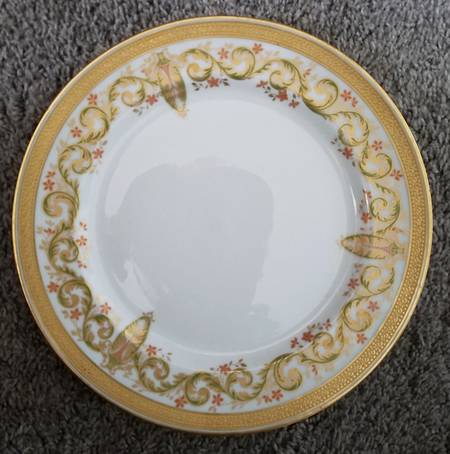 H1825 Dinner Plate