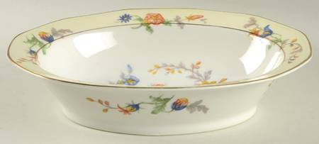 Pierrefonds 9" Oval Vegetable Bowl