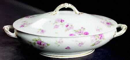 Schleiger 39-1 Oval Covered Vegetable