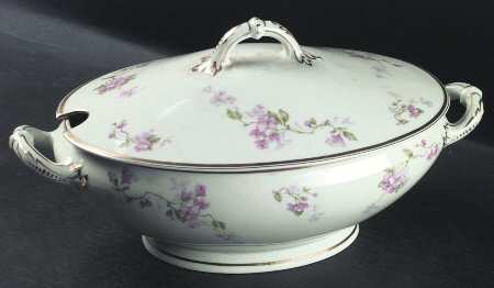 Schleiger 37-2 Tureen &  Lid