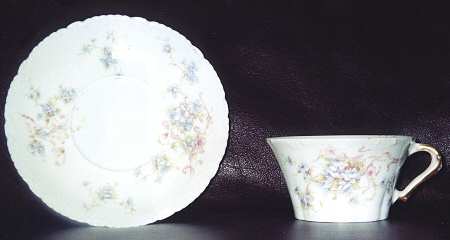 Schleiger 155-8 Flat Cup & Saucer Set