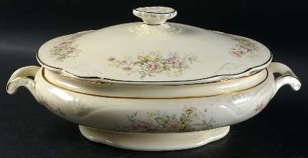 HLC2246 Oval Covered Vegetable