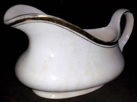 HLC2263 Gravy Boat