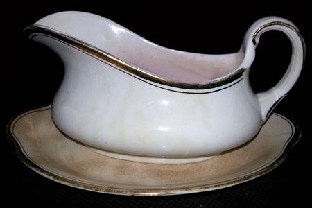 HLC2263 Gravy Boat & Underplate/Relish