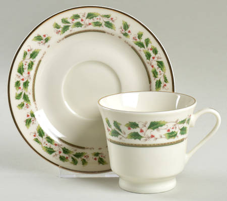 HHD2 (Gold "H" Mark) Footed Cup & Saucer Set