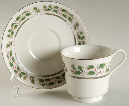 HHD2 (Gold "H" Mark) Footed Cup & Saucer Set