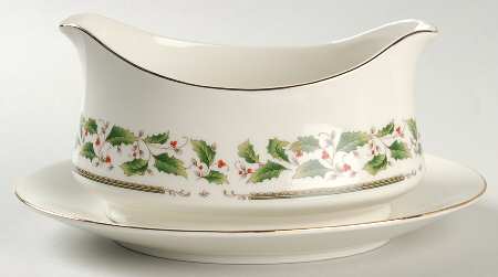 HHD2 (Gold "H" Mark) Gravy Boat with Attached Underplate