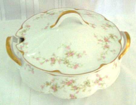 Schleiger 161-4 Tureen &  Lid