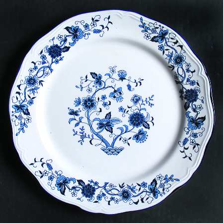 Seine Blue (Scalloped, Blue Trim) Luncheon Plate
