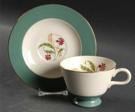HLC3148 Footed Cup & Saucer Set