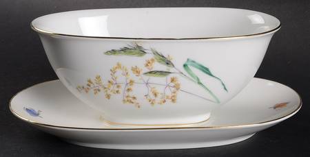Summer Gravy Boat with Attached Underplate