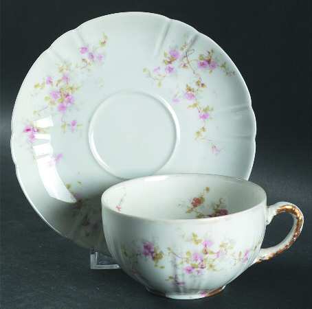 Schleiger 159-1 Flat Cup & Saucer Set