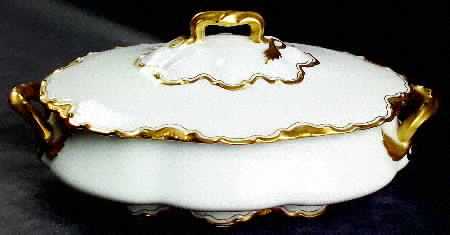H2660 Oval Covered Vegetable