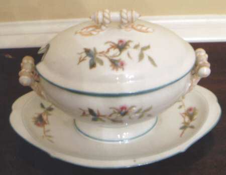 Moss Rose (Green Trim) Tureen & Lid w/Underplate