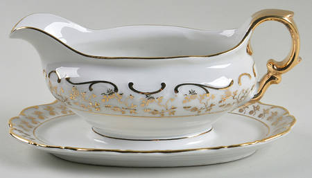 HDR7 Gravy Boat with Attached Underplate