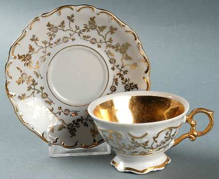 HDR7 Footed Demitasse Cup & Saucer Set