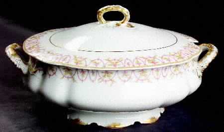 H2737 Tureen &  Lid