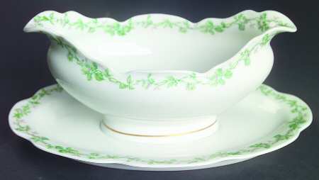 Schleiger 1141-1 Gravy Boat with Attached Underplate