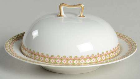St. Albans Round Covered Butter with Strainer