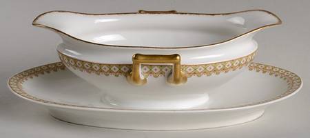 St. Albans Gravy Boat with Attached Underplate