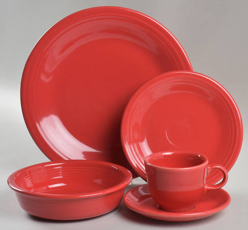 Fiesta Scarlet (Intro 2004) 5 Piece Place Setting