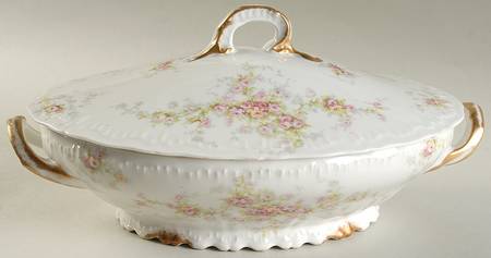 Schleiger 149-9 Oval Covered Vegetable