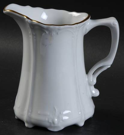 Baroness (Duchess) Gold Creamer