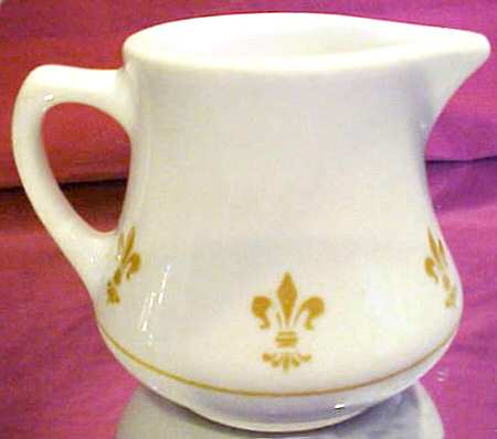 HLC2498 Creamer