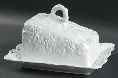 White Grape Cheese Dish with Lid (Wedge)