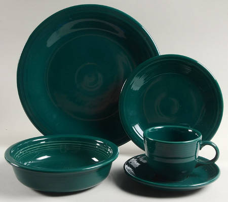 Fiesta Evergreen (Intro 2007) 5 Piece Place Setting by Homer Laughlin 