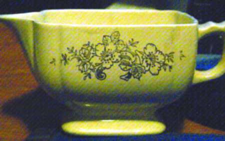 HLC3665 Creamer
