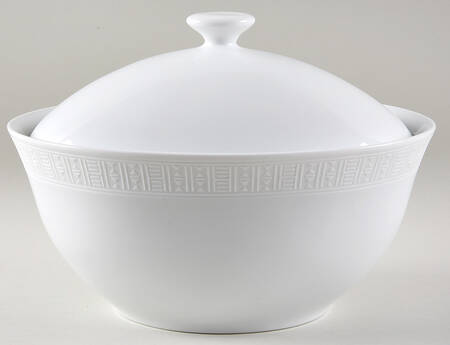 Egee Tureen &  Lid
