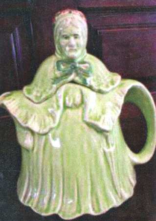 Little Old Lady Teapot & Lid