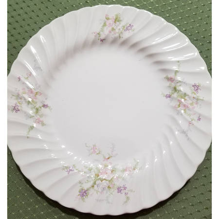 HLC3722 Dinner Plate
