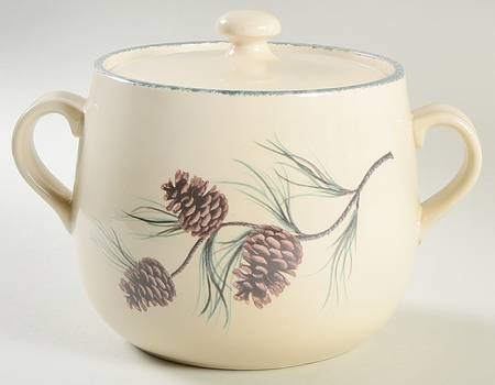 Northwoods Bean Pot & Lid