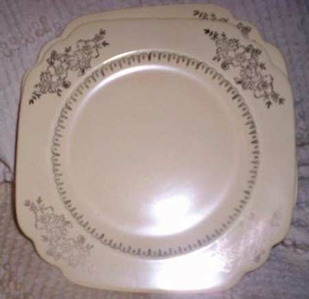 HLC2598 by Homer Laughlin 
