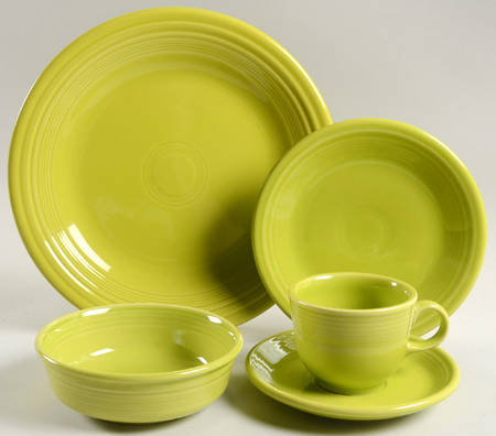 Fiesta Lemongrass (Intro 2009) 40 Piece Estate Set