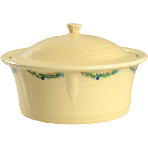 Fiesta Christmas Tree 2.5 Qt Round Covered Casserole