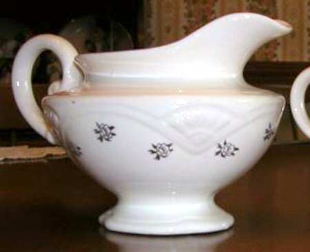 HLC3848 Creamer