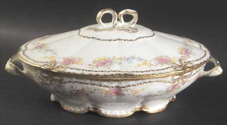Schleiger 1058-7 Oval Covered Vegetable