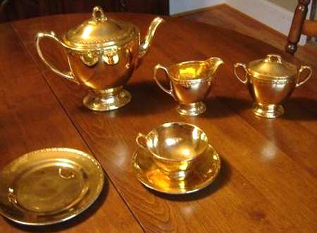 HLC3873 Teapot & Lid