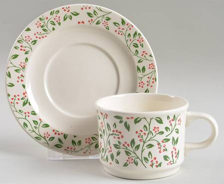 Holly Berry Flat Cup & Saucer Set