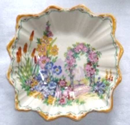 HKI9 Small Square Sweet Meat Dish