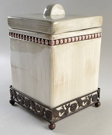 Beaded Antique White by Home Essentials