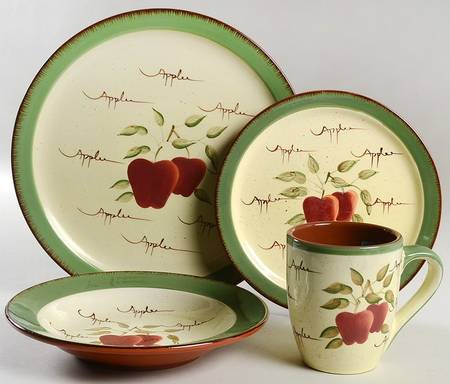 Apple Orchard Collection 4 Piece Place Setting