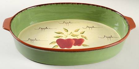 Apple Orchard Collection 16" Oval Baker