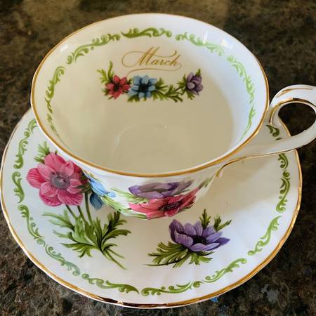 Flower of the Month Flat Cup & Saucer Set