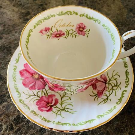 Flower of the Month Flat Cup & Saucer Set