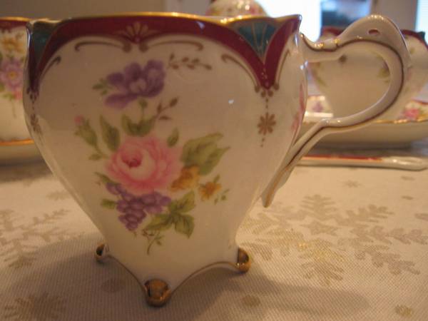 7126 Footed Cup by Haeng Nam Sa (Korea)